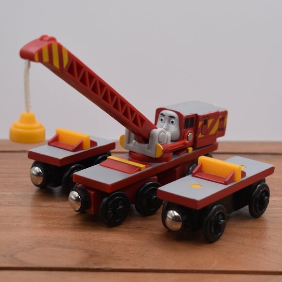Rocky Magnetic Crane Front and Back Cars Thomas & Friends Wooden Railway… - Picture 2 of 12